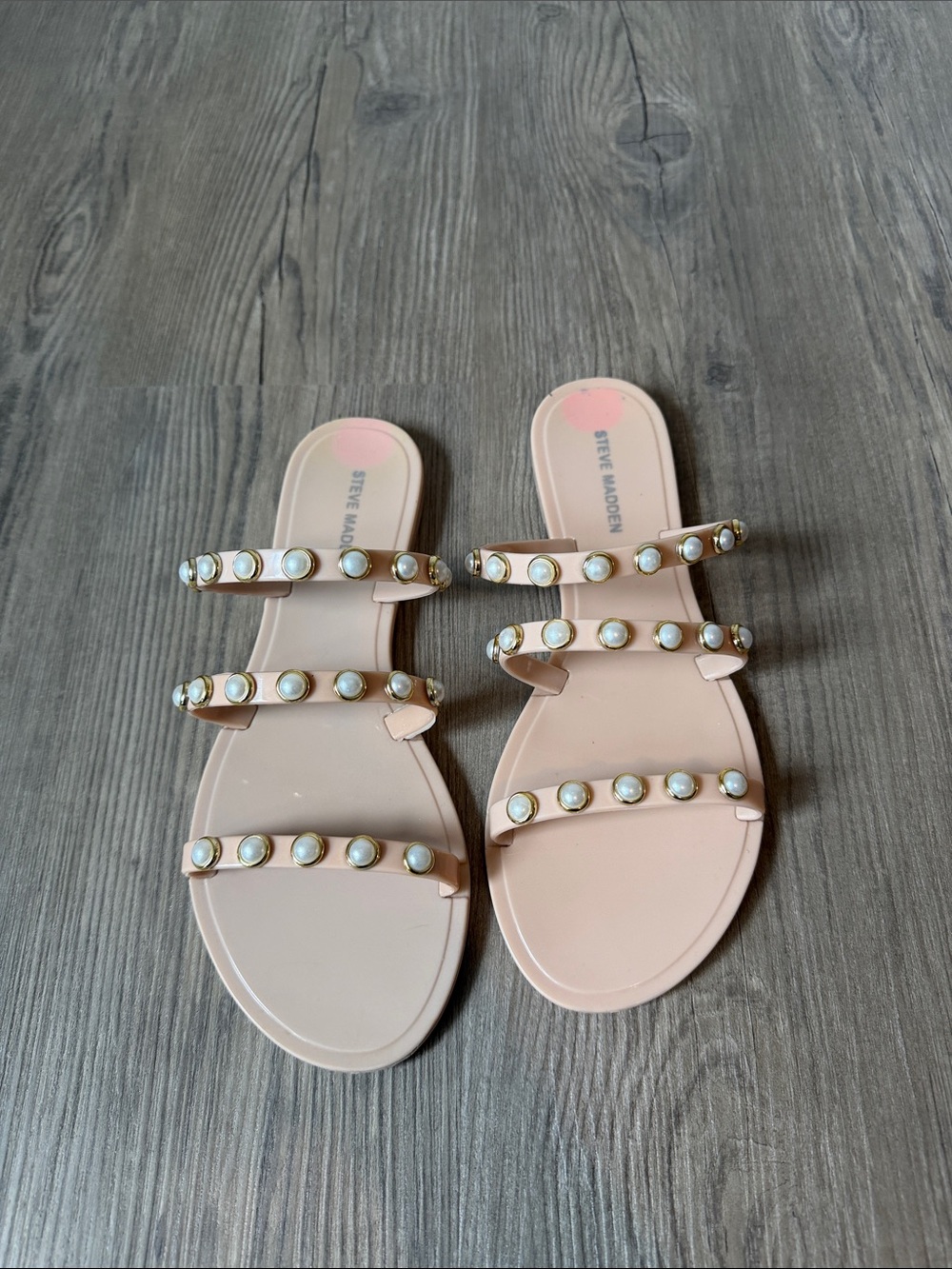Size 7 Steve Madden Blush Pink Pearl-Stud Slide Sandals